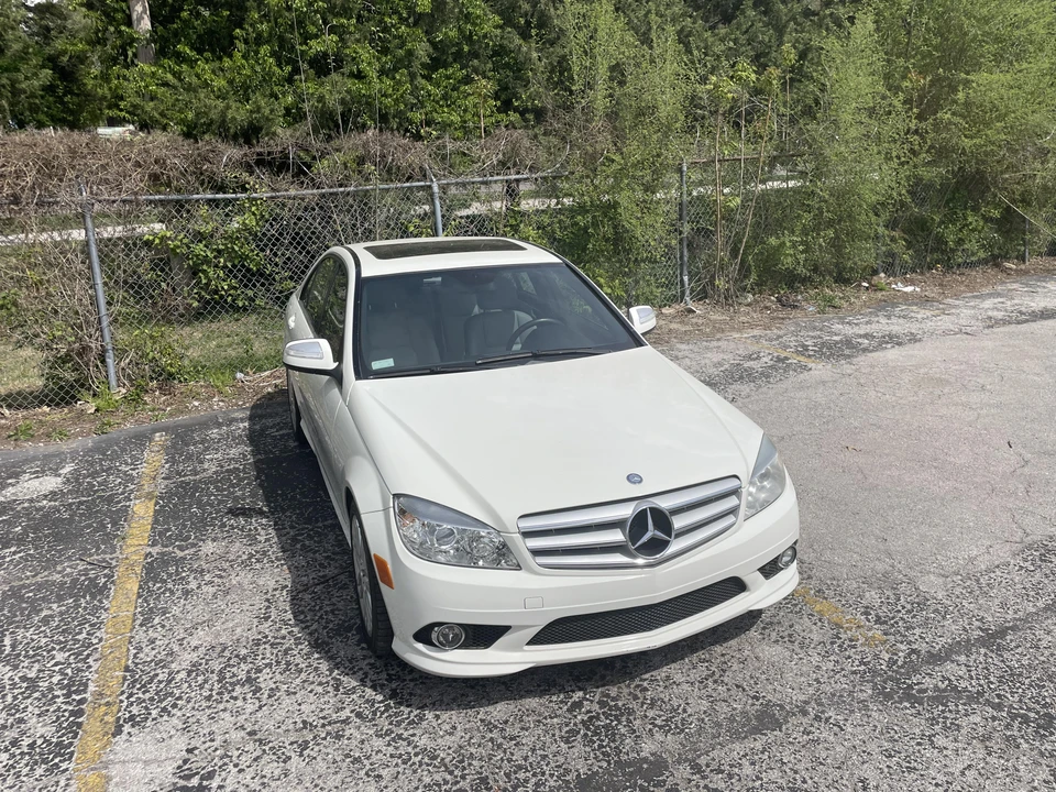 2008 Mercedes-Benz W204 C-Class - Image 10 of 16