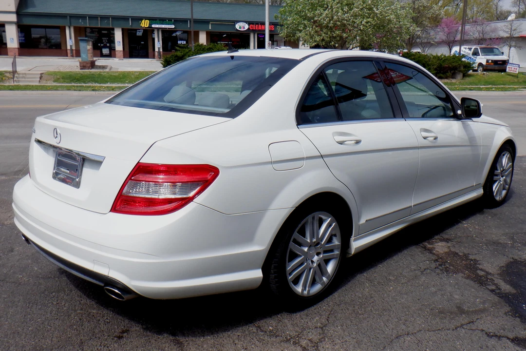 2008 Mercedes-Benz W204 C-Class - Image 4 of 16