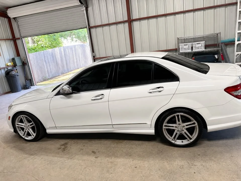 2008 Mercedes-Benz W204 C-Class - Image 2 of 3