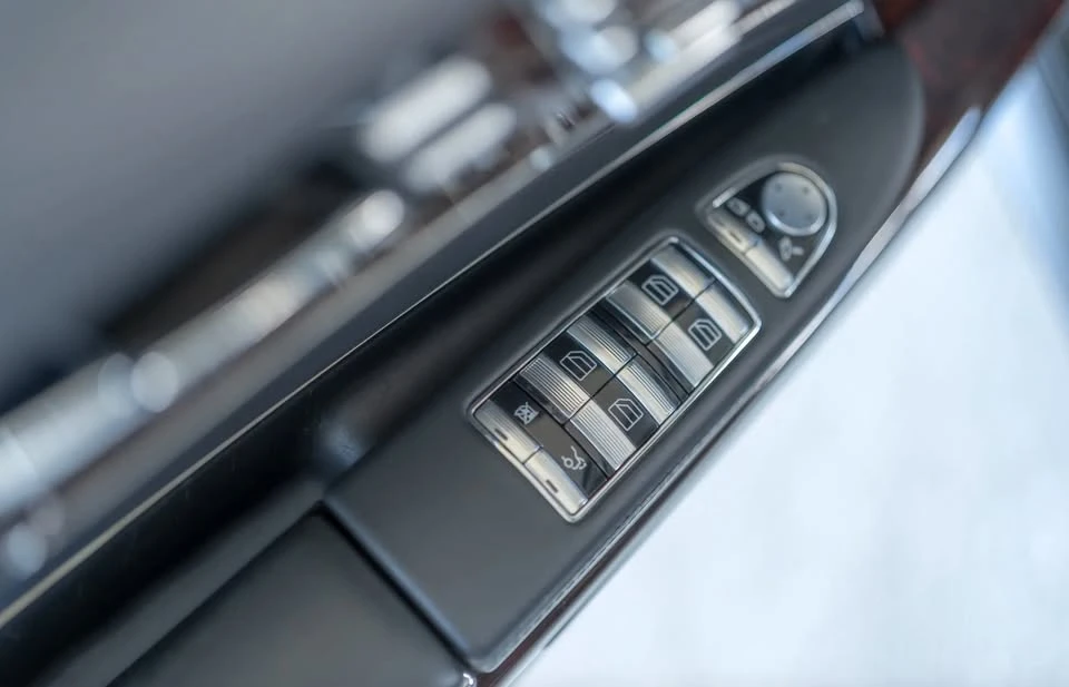 2008 Mercedes-Benz C216 CL-Class - Image 10 of 14
