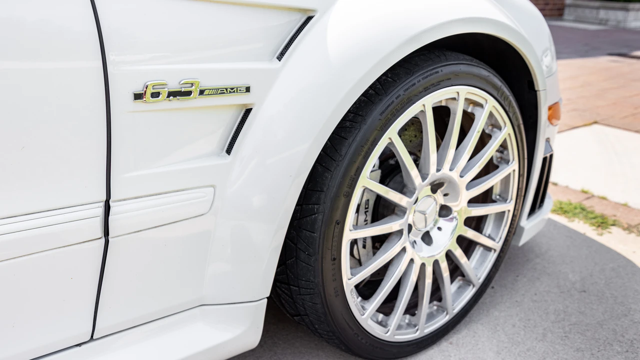 2008 Mercedes-Benz CLK 63 AMG Black Series - Image 29 of 31