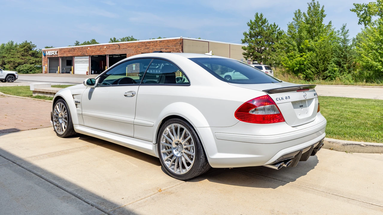 2008 Mercedes-Benz CLK 63 AMG Black Series - Image 8 of 31