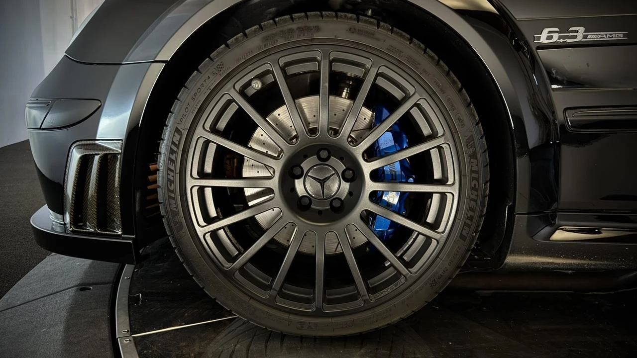 2008 Mercedes-Benz CLK 63 AMG Black Series - Image 29 of 31