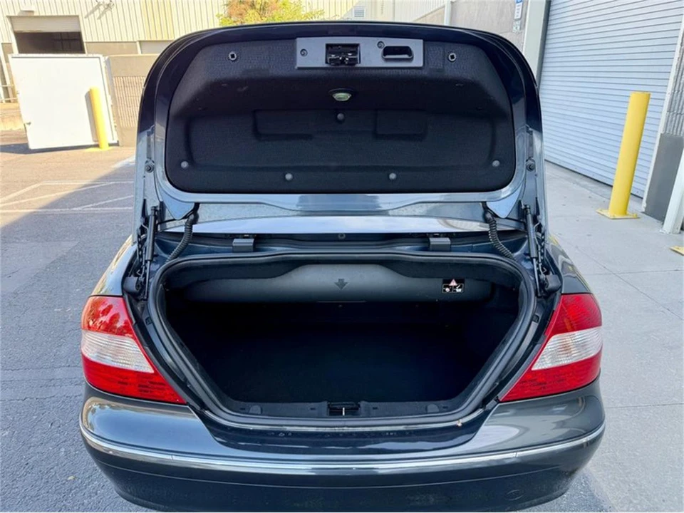 2008 Mercedes-Benz C209/A209 CLK-Class - Image 10 of 31