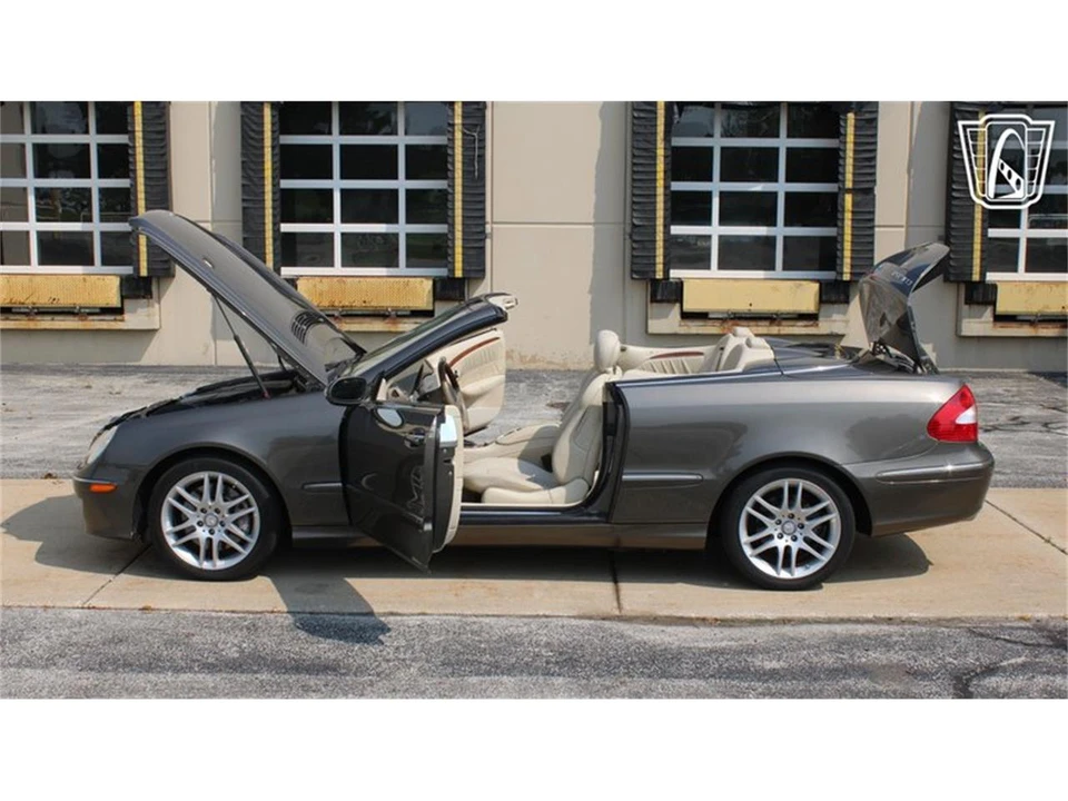 2008 Mercedes-Benz C209/A209 CLK-Class - Image 8 of 31