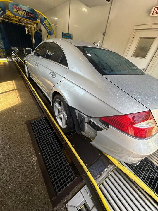 2008 Mercedes-Benz C219 CLS-Class - Image 8 of 9