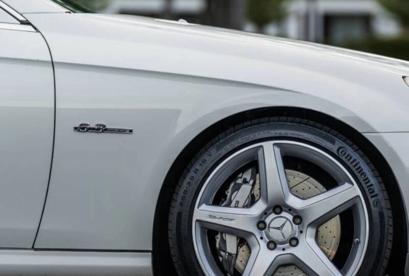 2008 Mercedes-Benz C219 CLS 55 & CLS 63 AMG - Image 2 of 31