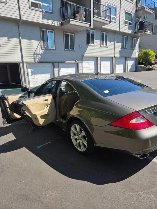 2008 Mercedes-Benz C219 CLS-Class - Image 8 of 18