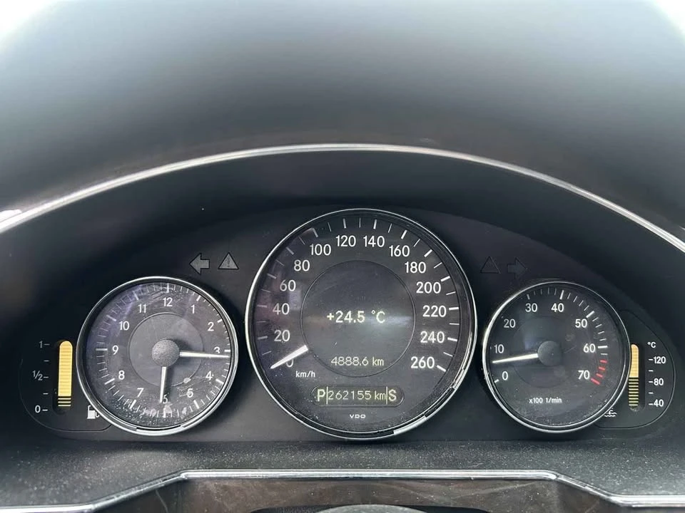2008 Mercedes-Benz C219 CLS-Class - Image 10 of 15