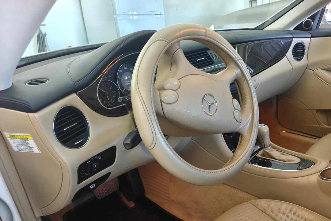 2008 Mercedes-Benz C219 CLS-Class - Image 24 of 31