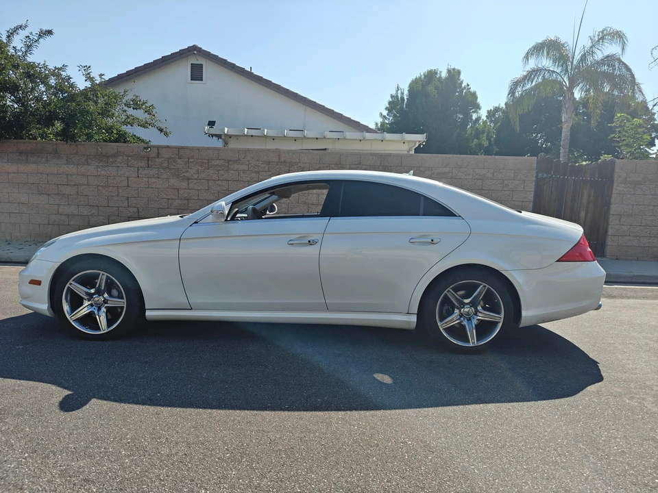 2008 Mercedes-Benz C219 CLS-Class - Image 8 of 31