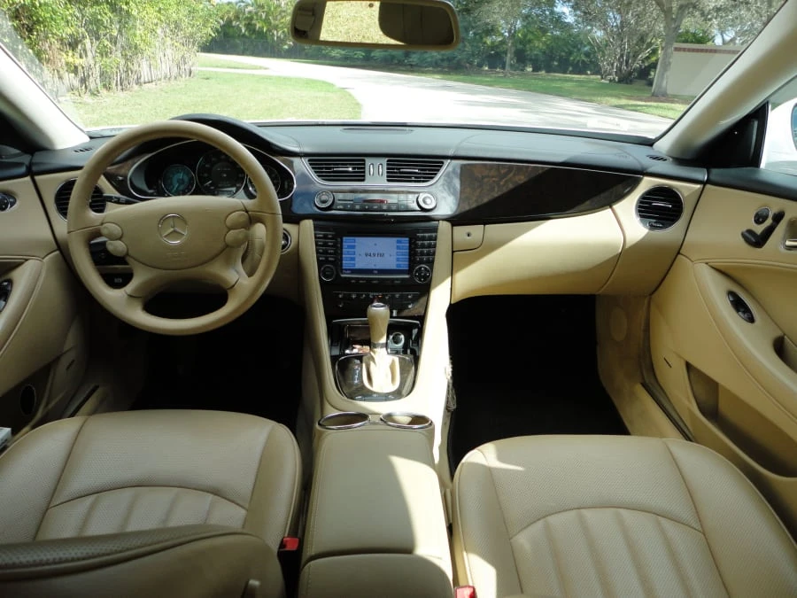 2008 Mercedes-Benz C219 CLS-Class - Image 5 of 11