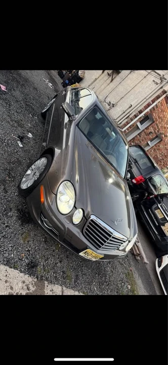 2008 Mercedes-Benz W211 E-Class - Image 2 of 6