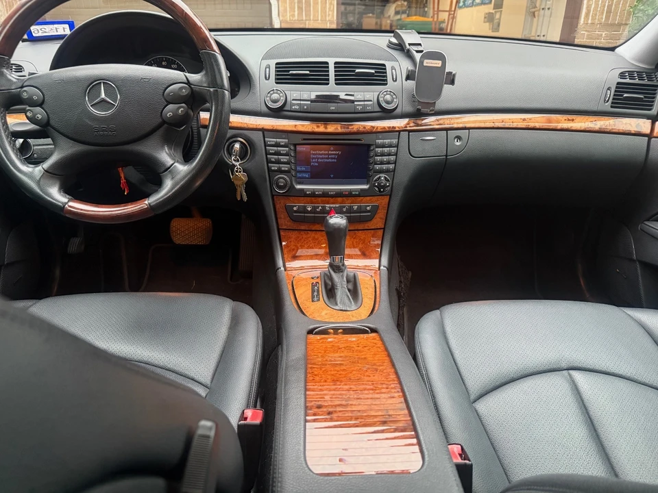 2008 Mercedes-Benz W211 E-Class - Image 3 of 11