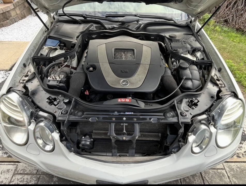 2008 Mercedes-Benz W211 E-Class - Image 11 of 12
