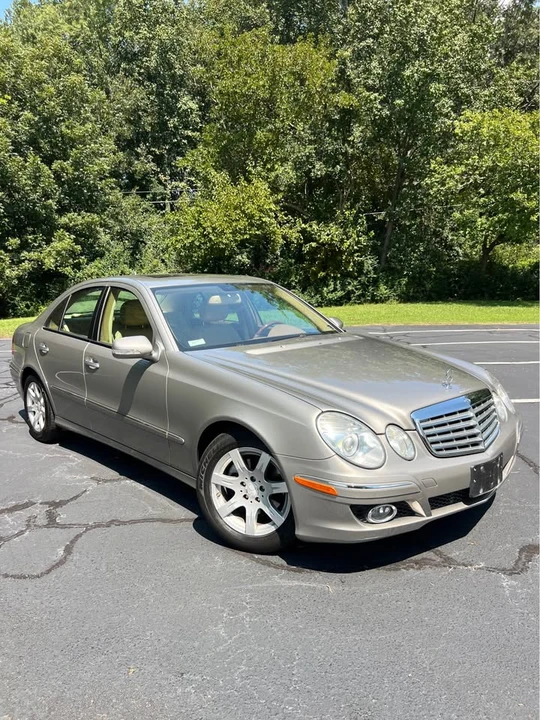 2008 Mercedes-Benz W211 E-Class - Image 2 of 19
