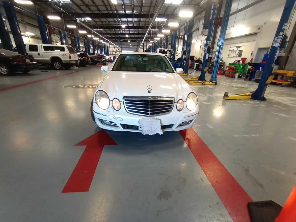 2008 Mercedes-Benz W211 E-Class - Image 2 of 7