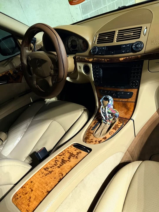 2008 Mercedes-Benz - Image 7 of 11