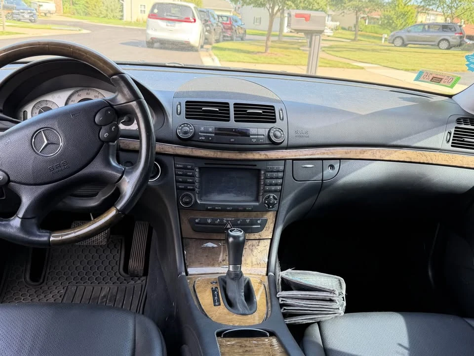 2008 Mercedes-Benz W211 E-Class - Image 11 of 14