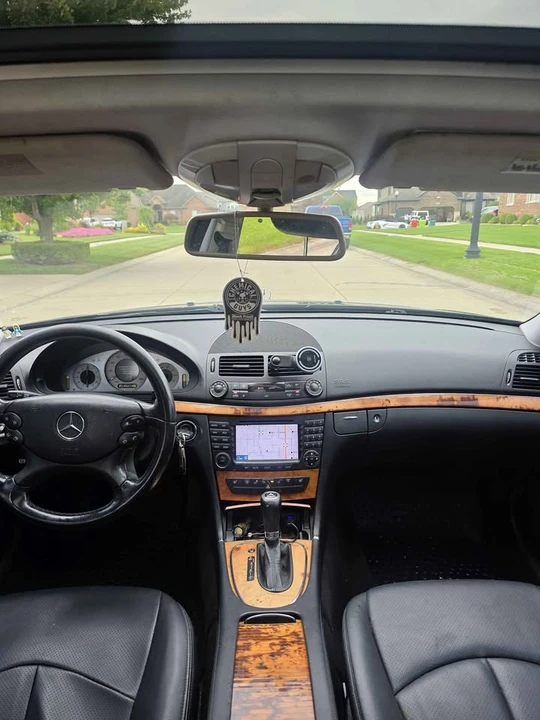 2008 Mercedes-Benz W211 E-Class - Image 9 of 11