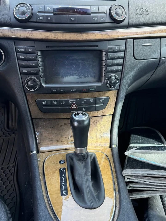 2008 Mercedes-Benz W211 E-Class - Image 10 of 14