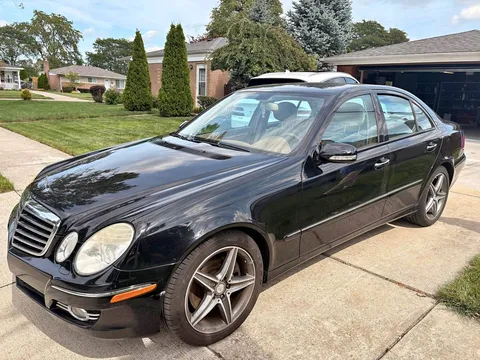 2008 Mercedes-Benz E-Class E 350 4MATIC Sedan 4D