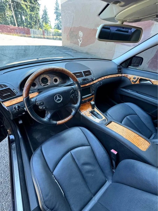 2008 Mercedes-Benz W211 E-Class - Image 12 of 16