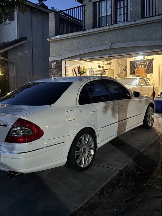 2008 Mercedes-Benz W211 E-Class - Image 2 of 9
