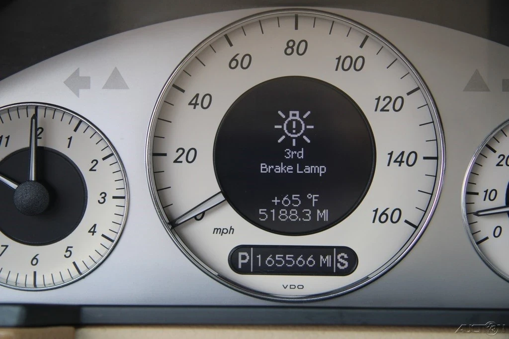 2008 Mercedes-Benz W211 E-Class - Image 16 of 21