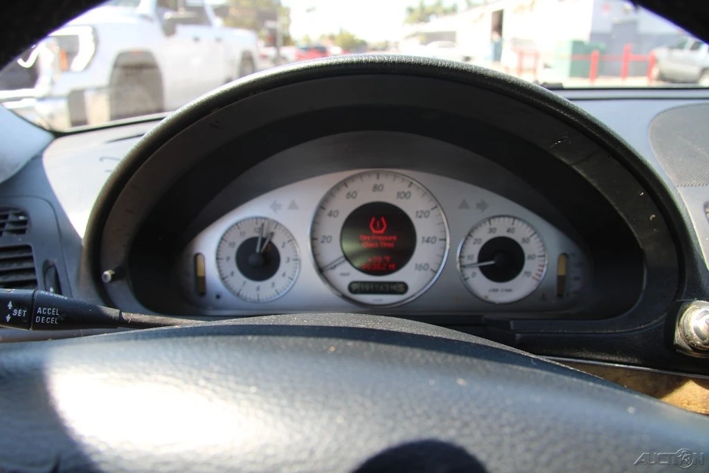 2008 Mercedes-Benz W211 E-Class - Image 17 of 21