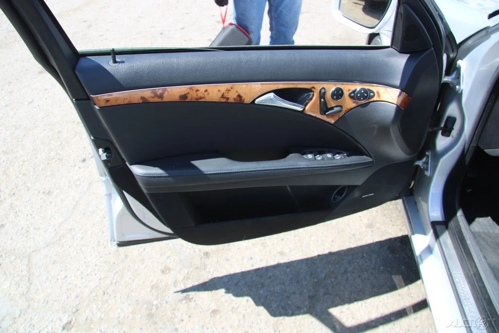 2008 Mercedes-Benz W211 E-Class - Image 14 of 21