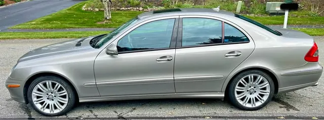 2008 Mercedes-Benz E-Class E 550 4MATIC Sedan 4D