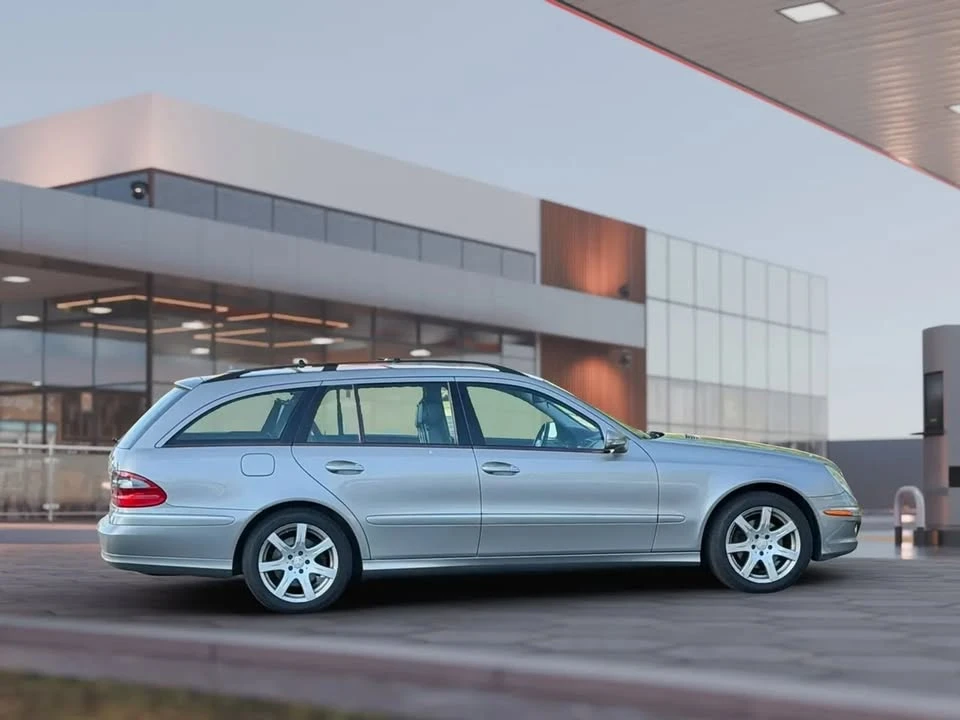 2008 Mercedes-Benz W211 E-Class - Image 12 of 20