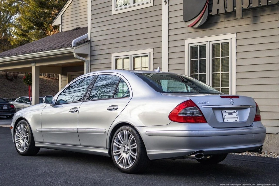 2008 Mercedes-Benz W211 E-Class - Image 8 of 21