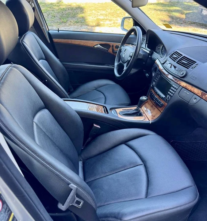 2008 Mercedes-Benz W211 E-Class - Image 7 of 17