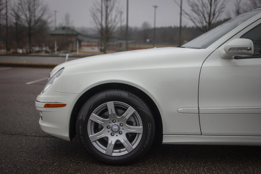 2008 Mercedes-Benz W211 E-Class - Image 16 of 31