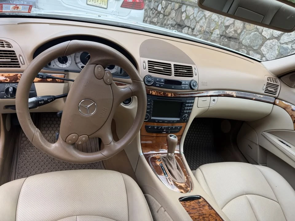 2008 Mercedes-Benz W211 E-Class - Image 10 of 16