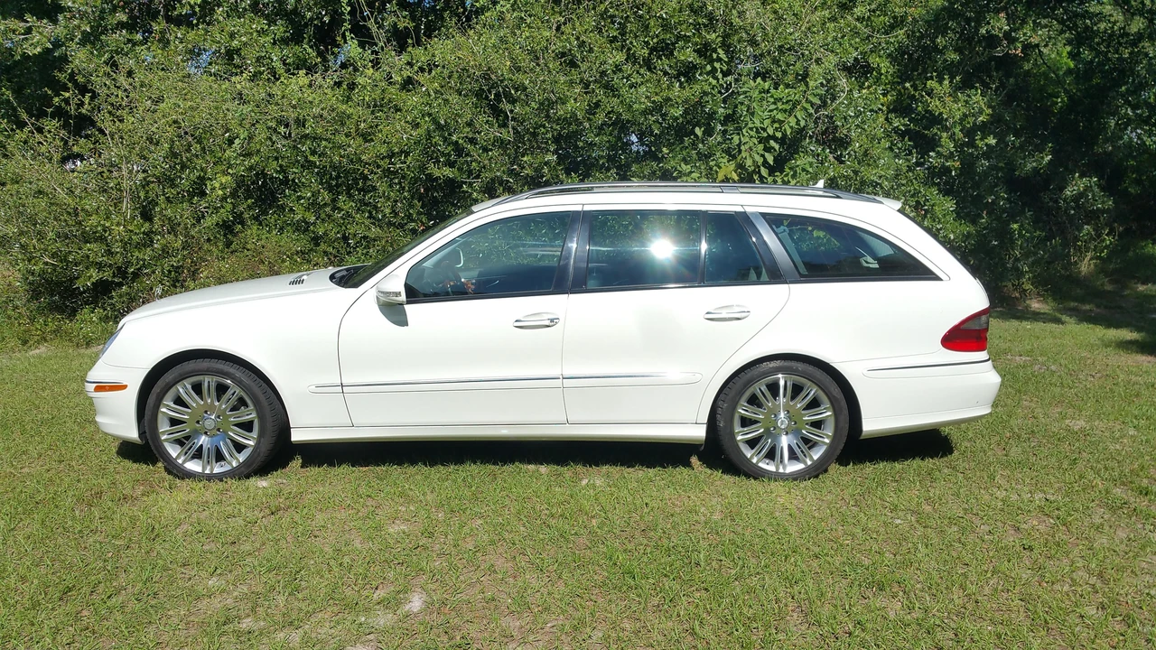 2008 Mercedes-Benz W211 E-Class - Image 10 of 31