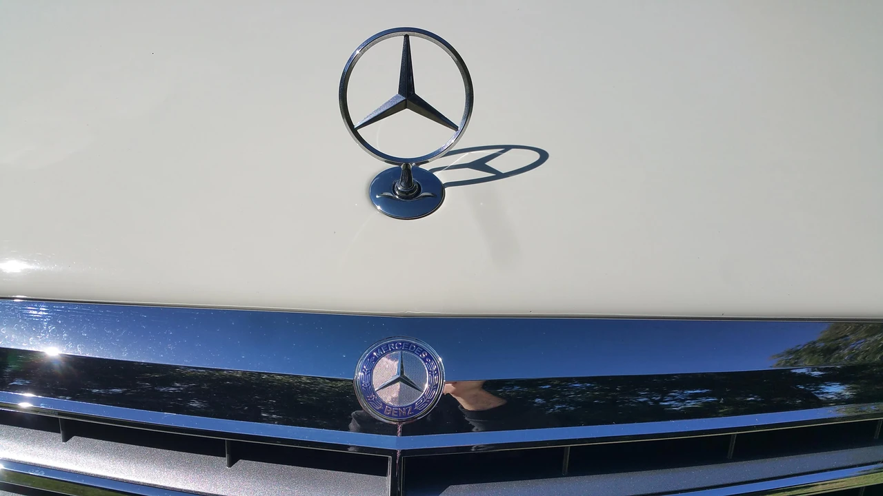 2008 Mercedes-Benz W211 E-Class - Image 24 of 31