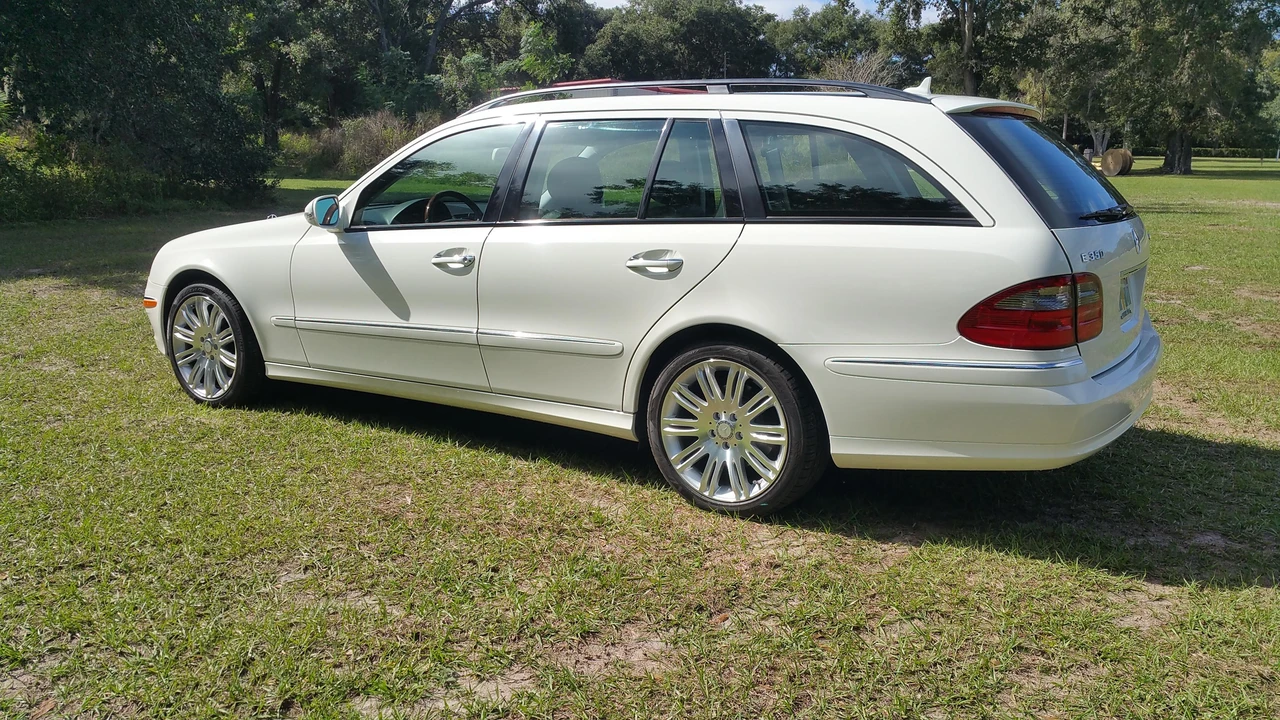 2008 Mercedes-Benz W211 E-Class - Image 11 of 31