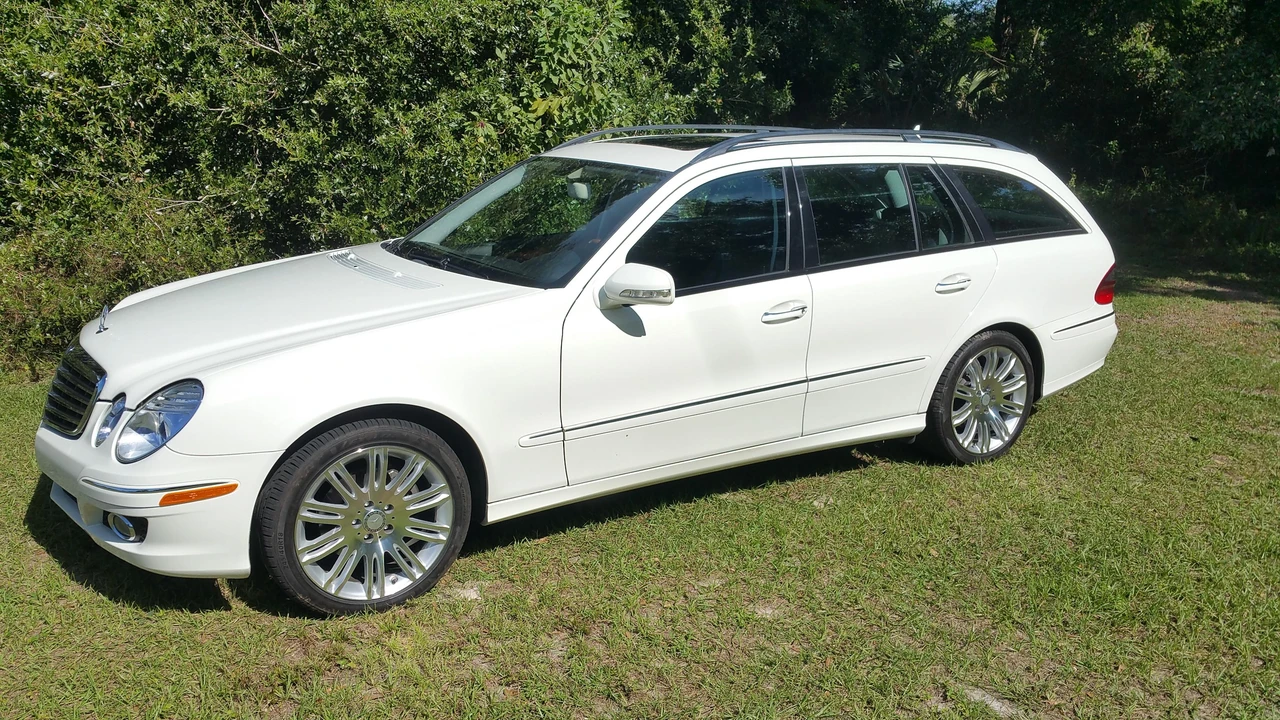 2008 Mercedes-Benz W211 E-Class - Image 9 of 31