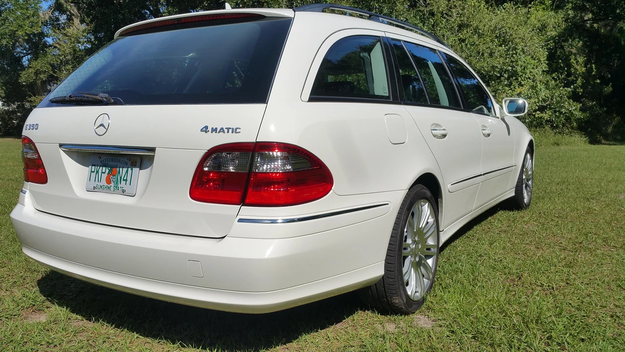 2008 Mercedes-Benz W211 E-Class - Image 13 of 31