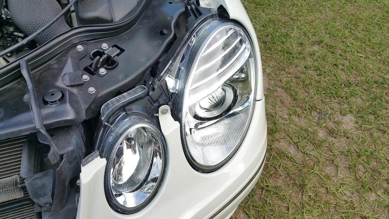 2008 Mercedes-Benz W211 E-Class - Image 26 of 31