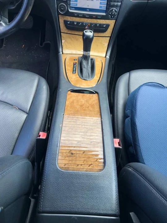2008 Mercedes-Benz W211 E-Class - Image 13 of 24