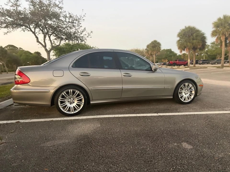 2008 Mercedes-Benz W211 E-Class - Image 14 of 31