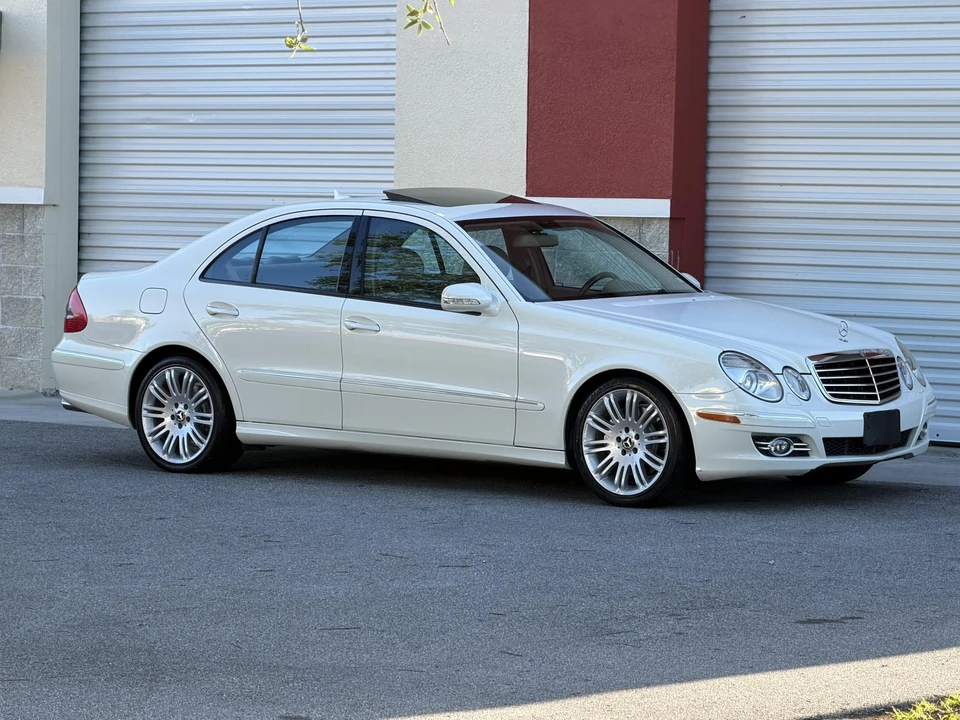 2008 Mercedes-Benz W211 E-Class - Image 12 of 31