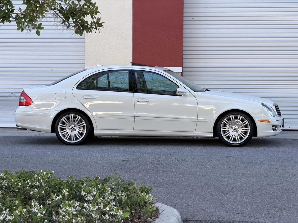 2008 Mercedes-Benz W211 E-Class - Image 10 of 31