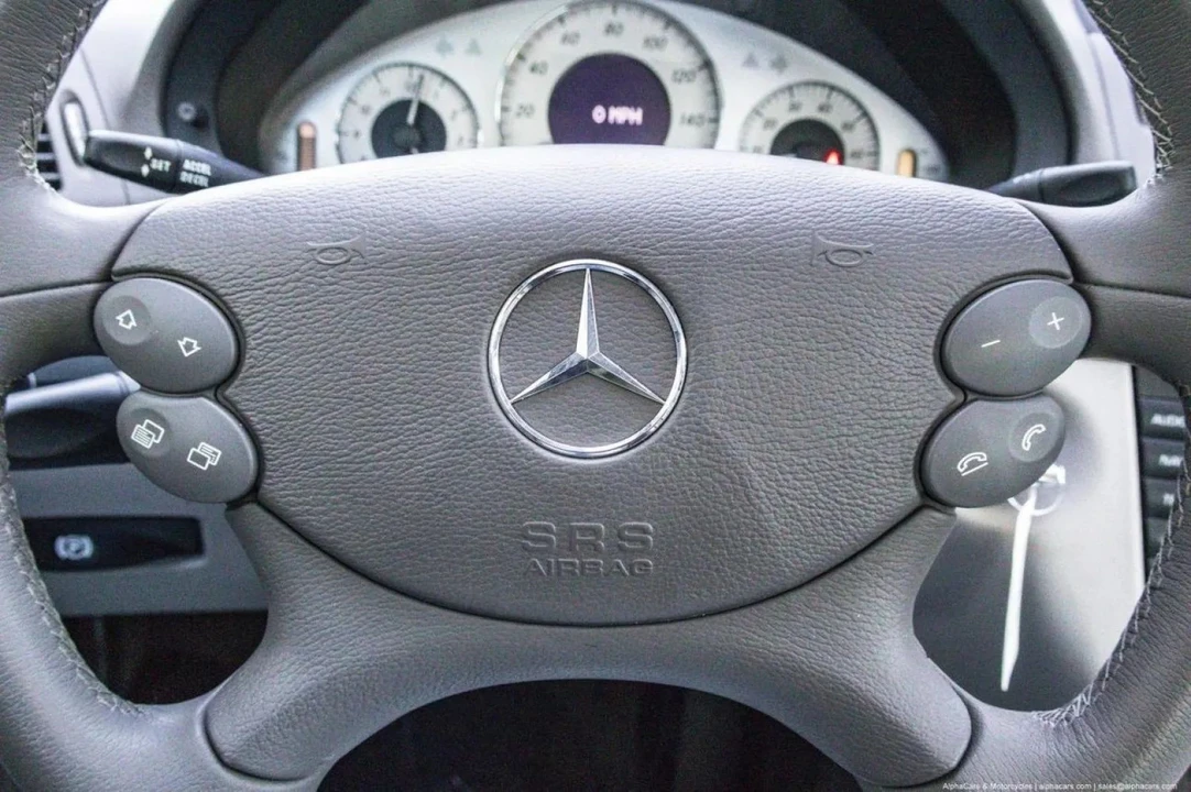 2008 Mercedes-Benz W211 E-Class - Image 15 of 21