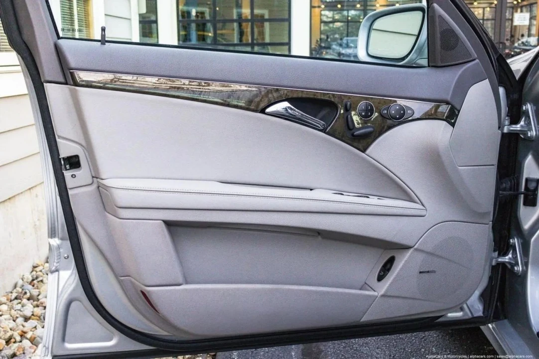 2008 Mercedes-Benz W211 E-Class - Image 14 of 21