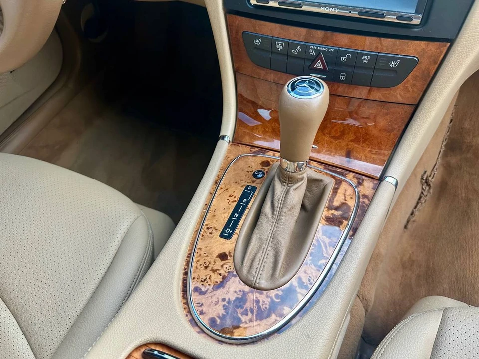 2008 Mercedes-Benz W211 E-Class - Image 16 of 19